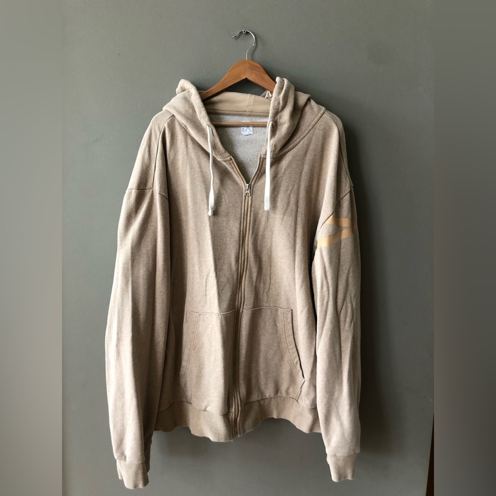 - Regna X Hoodie Women’s 3XL